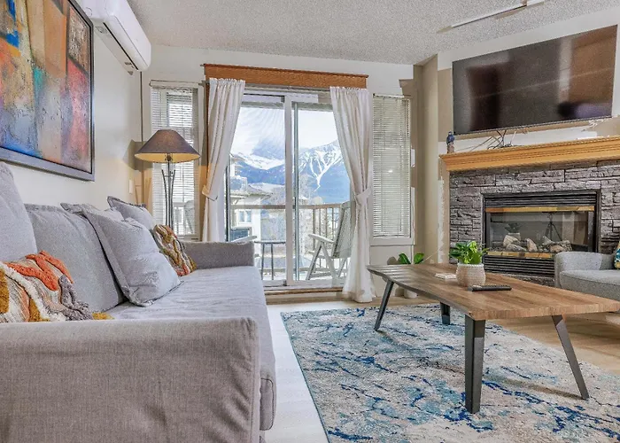 Lovely Mountain View 2 Bedroom Suite