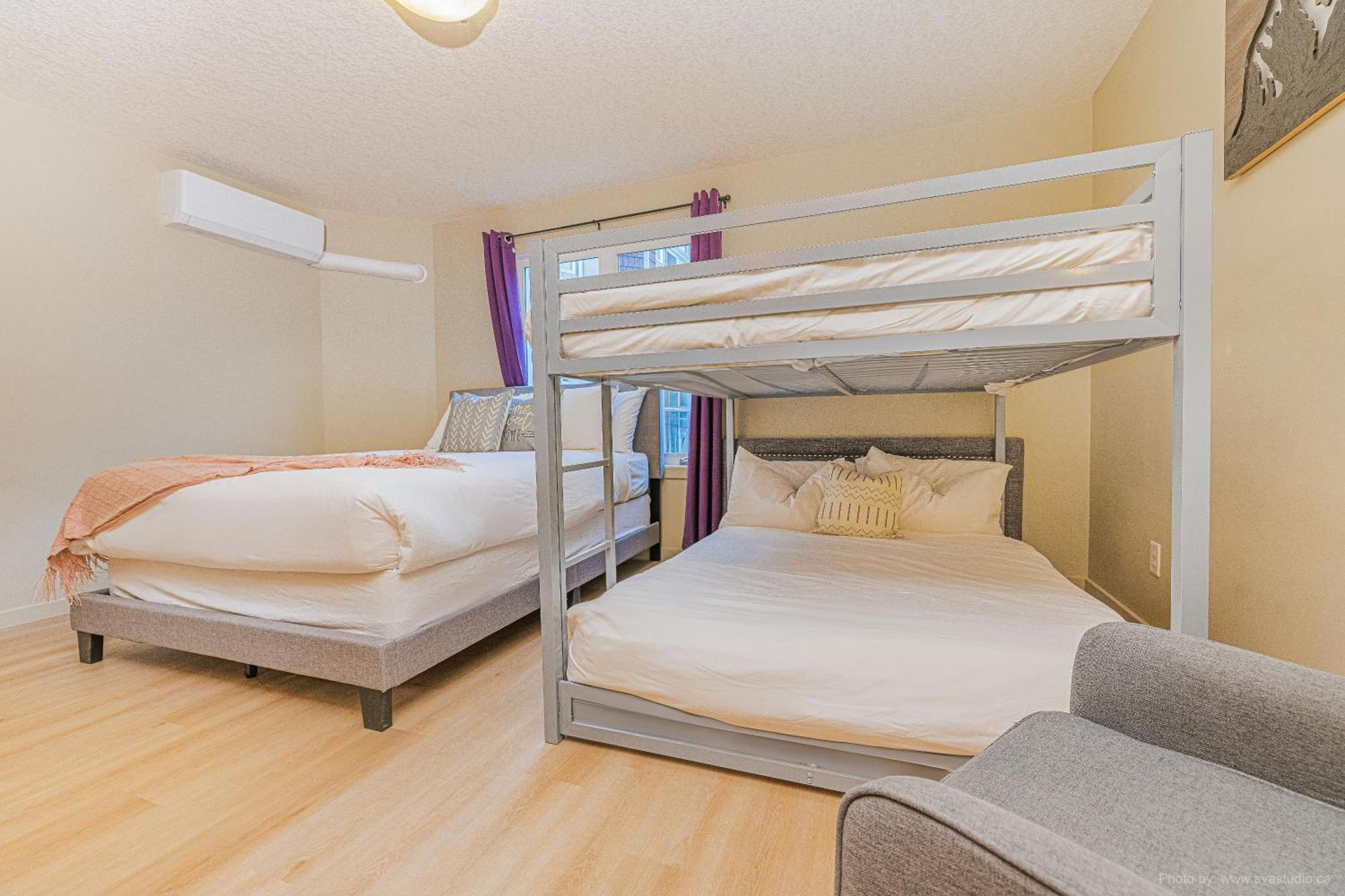 Lovely Mountain View 2 Bedroom Apartment Canmore
